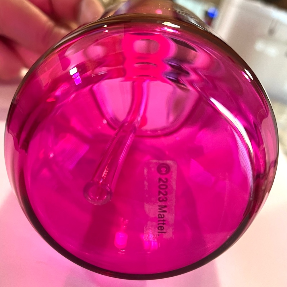 Barbie Limited Edition glass tumbler: pink with gold accents, 16oz - Picture 5 of 5